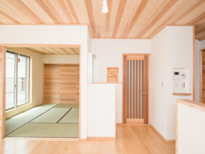 昭島市：2世代モダン和風の家